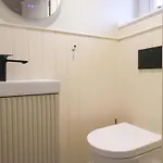 بيت للعطل Two Hollens