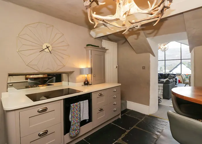 Two Hollens Holiday home