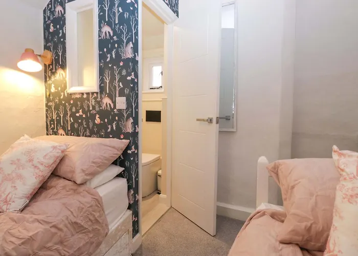 Two Hollens * Ambleside