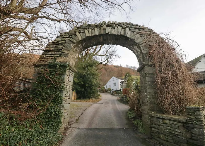 Two Hollens Holiday home *